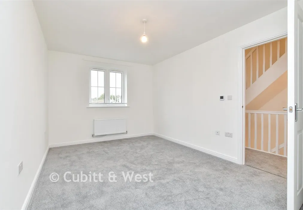Bedroom 1 - Colts Brook Road, Sompting, West Sussex - Wards of Kent