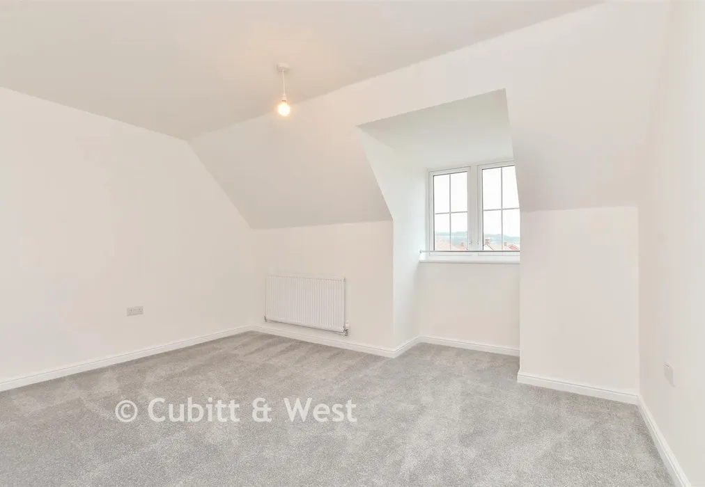 Bedroom 2 - Colts Brook Road, Sompting, West Sussex - Wards of Kent