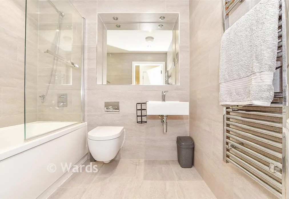 Bathroom - Lyons Crescent, Tonbridge, Kent - Wards of Kent