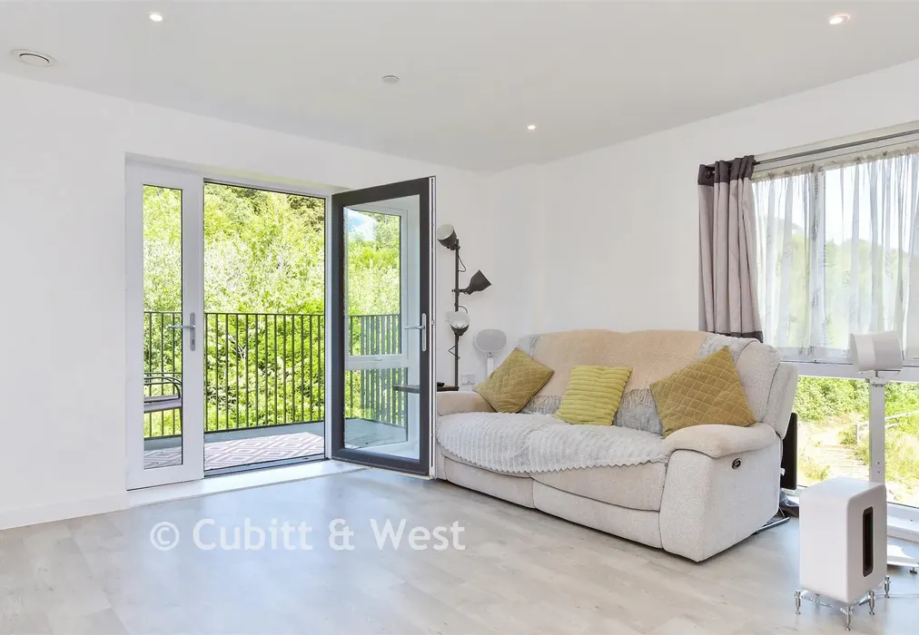 Lounge - Denman Place, Coldean, East Sussex - Wards of Kent