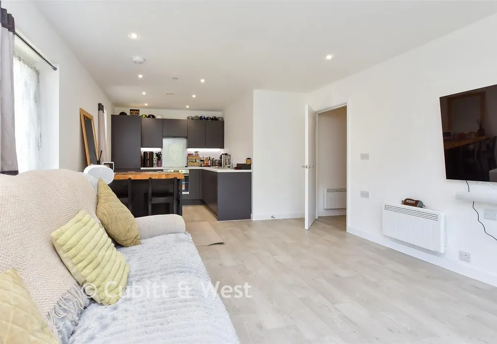 Lounge - Denman Place, Coldean, East Sussex - Wards of Kent