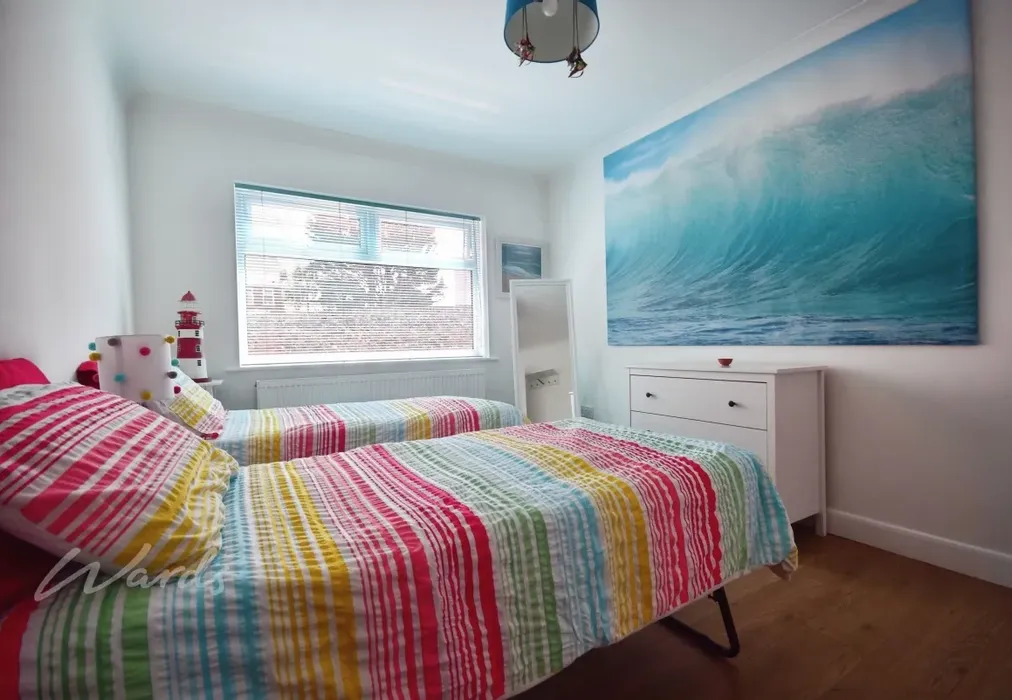 Bedford bed 2 use - Eastern Esplanade Broadstairs CT10 - Wards of Kent