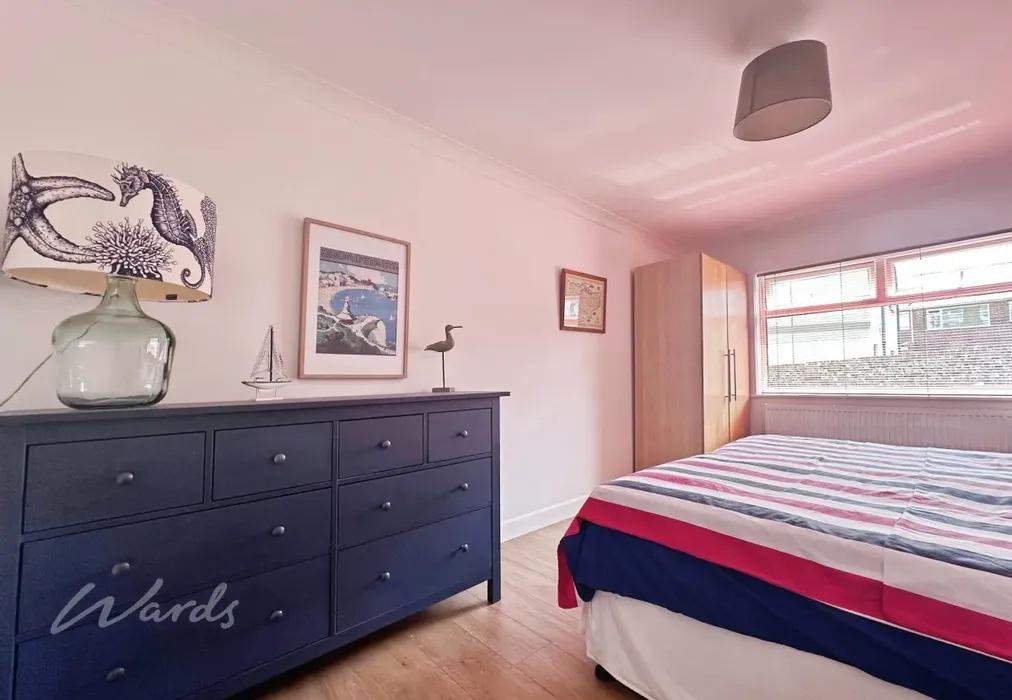 Bedford bed 1 use - Eastern Esplanade Broadstairs CT10 - Wards of Kent