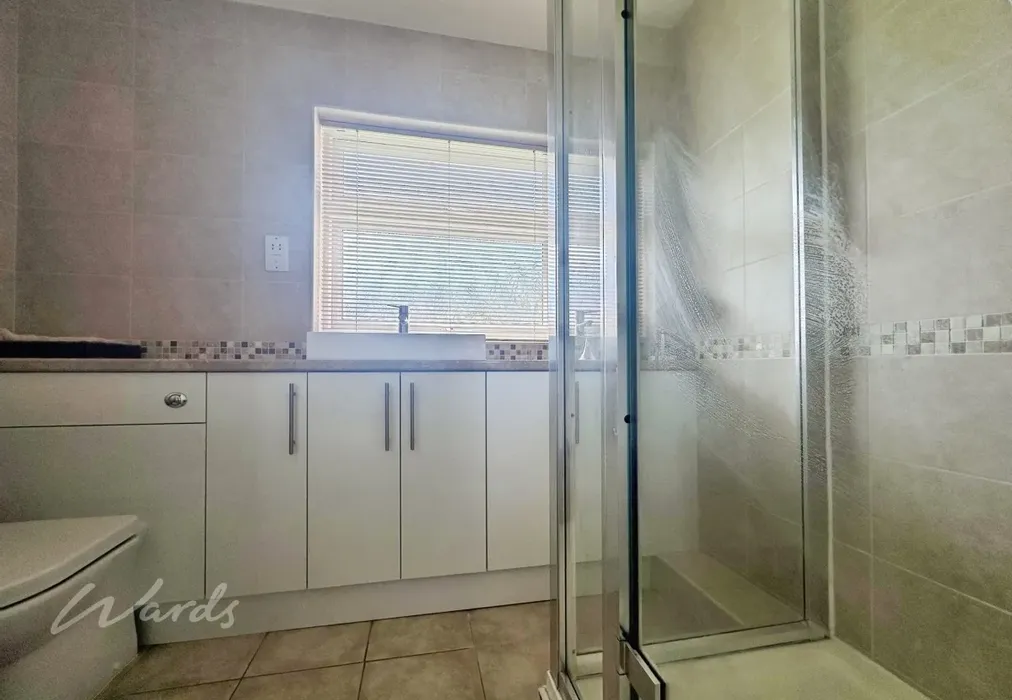 Bedford shower use - Eastern Esplanade Broadstairs CT10 - Wards of Kent