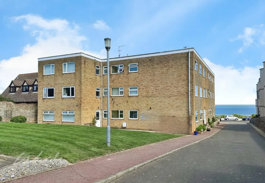 Bedford rear main... - Eastern Esplanade Broadstairs CT10 - Wards of Kent