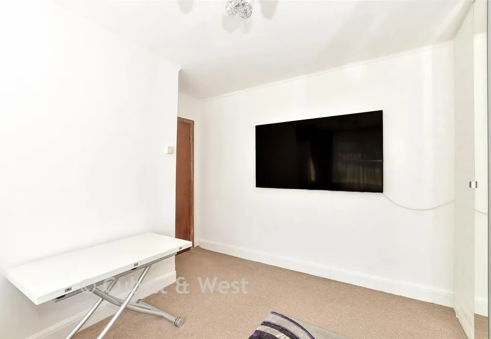 Lounge - Milner Road, Brighton, East Sussex - Wards of Kent