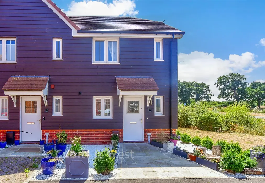External (Web) 1 - Shipwrights Close, Emsworth, Hampshire - Wards of Kent