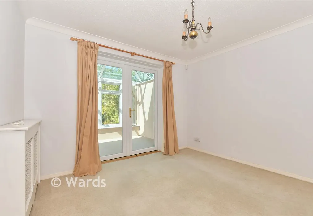 Dining Room - Rogersmead, Tenterden, Kent - Wards of Kent