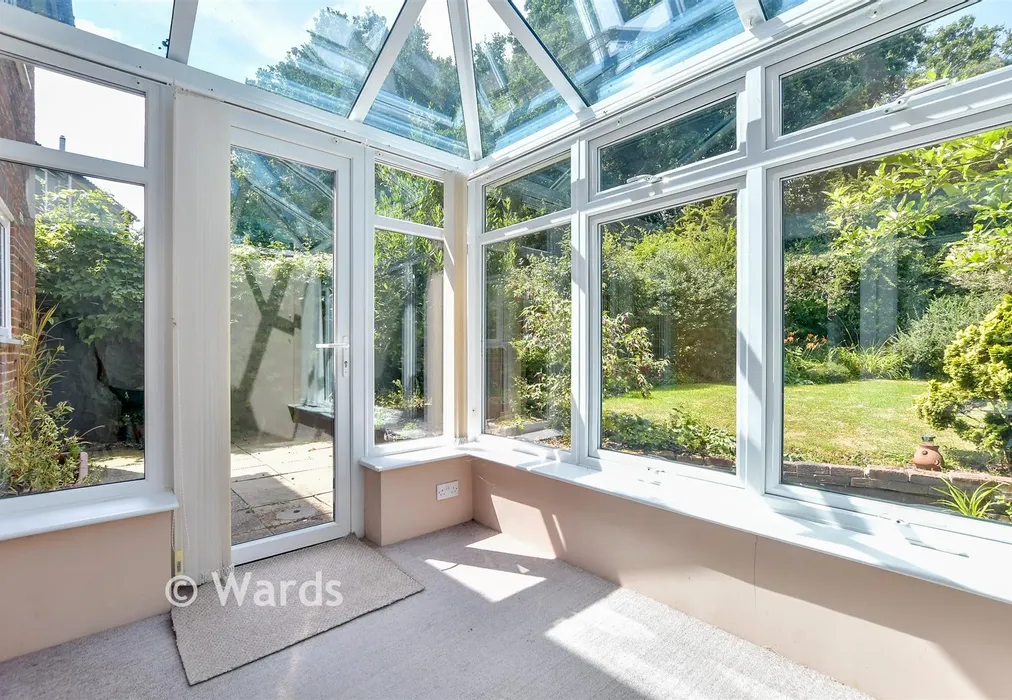 Conservatory - Rogersmead, Tenterden, Kent - Wards of Kent