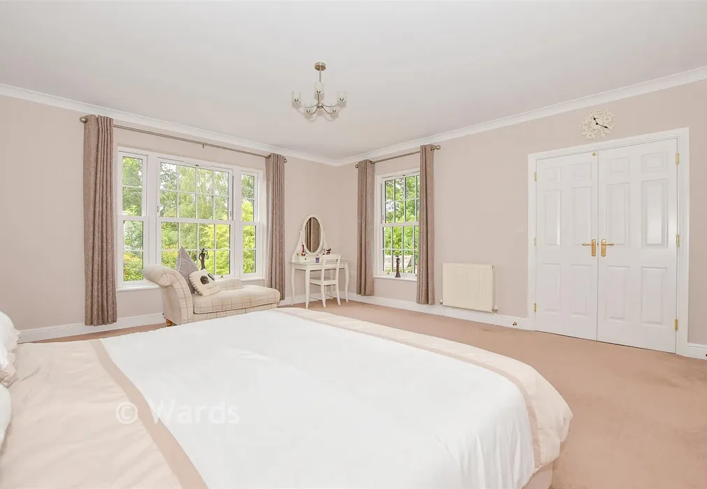 Main Bedroom - Hollandbury Park, Kings Hill, Kent - Wards of Kent