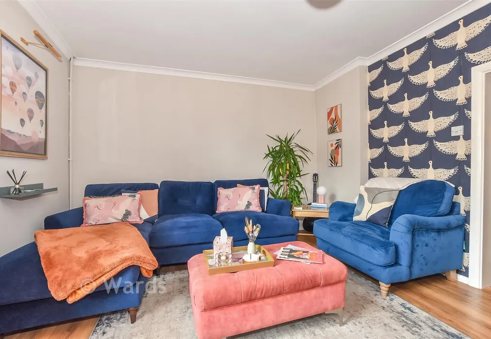 Lounge - Beaver Road, Ashford, Kent - Wards of Kent