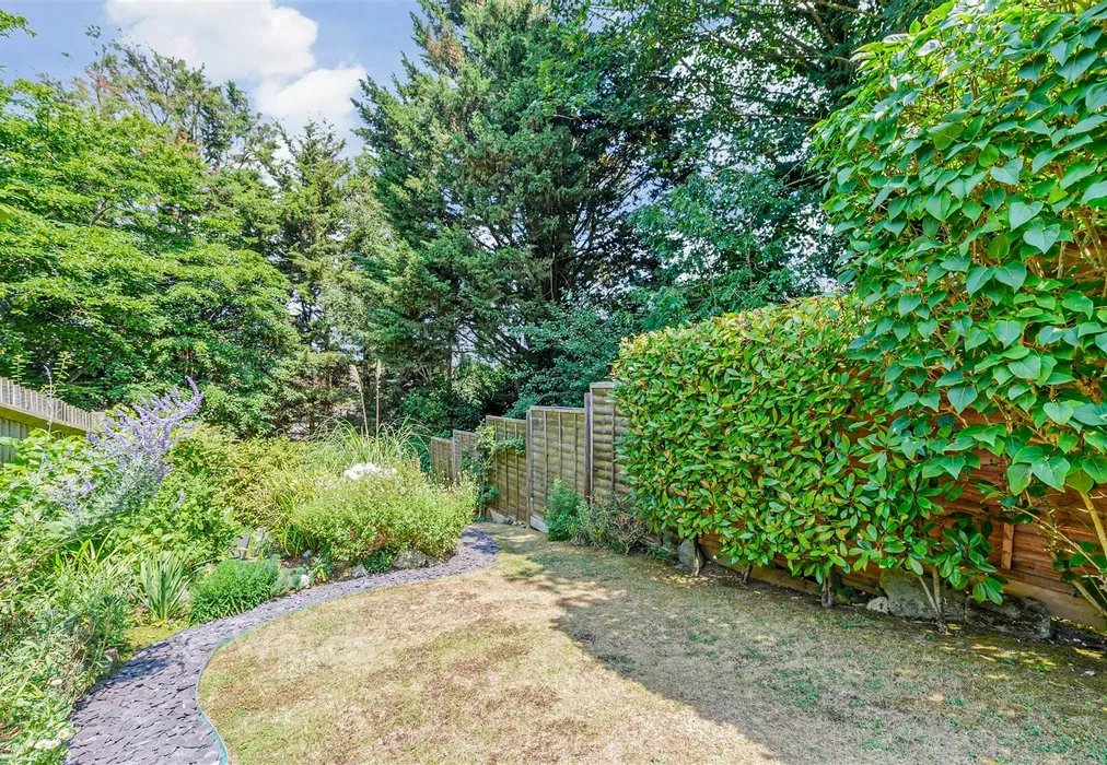 Rear Garden - Hawthorn Road, Strood, Rochester, Kent - Wards of Kent