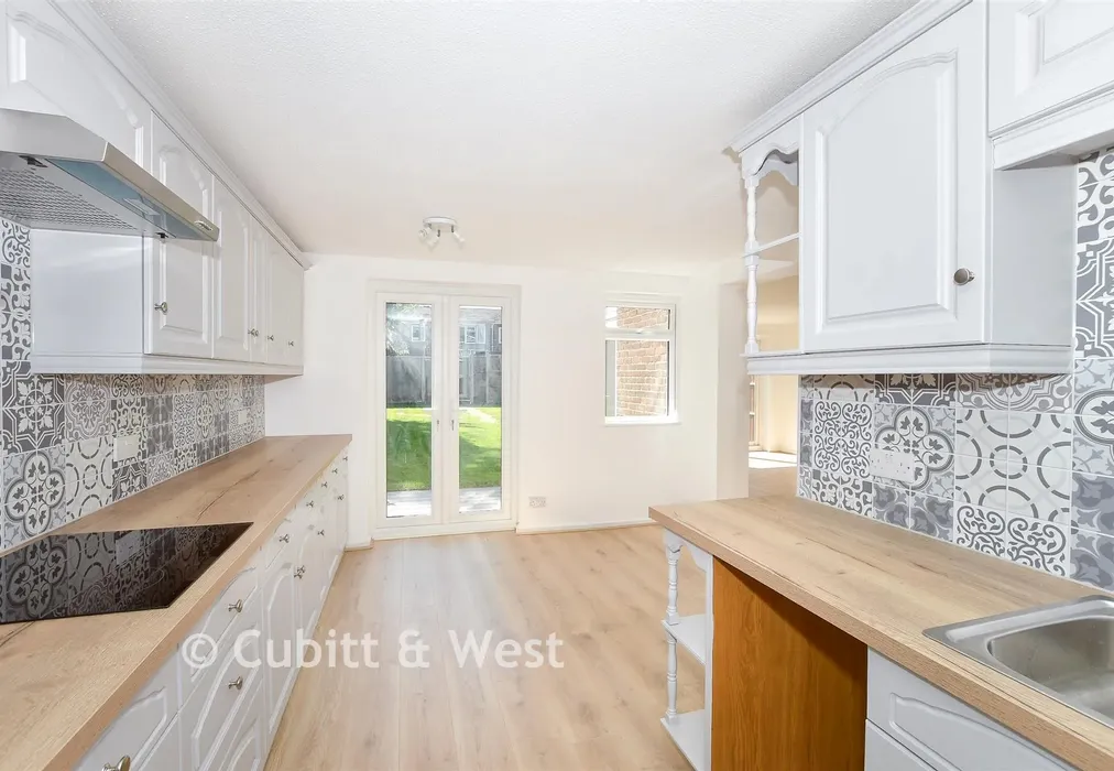 Kitchen - Ryde Lands, Cranleigh, Surrey - Wards of Kent