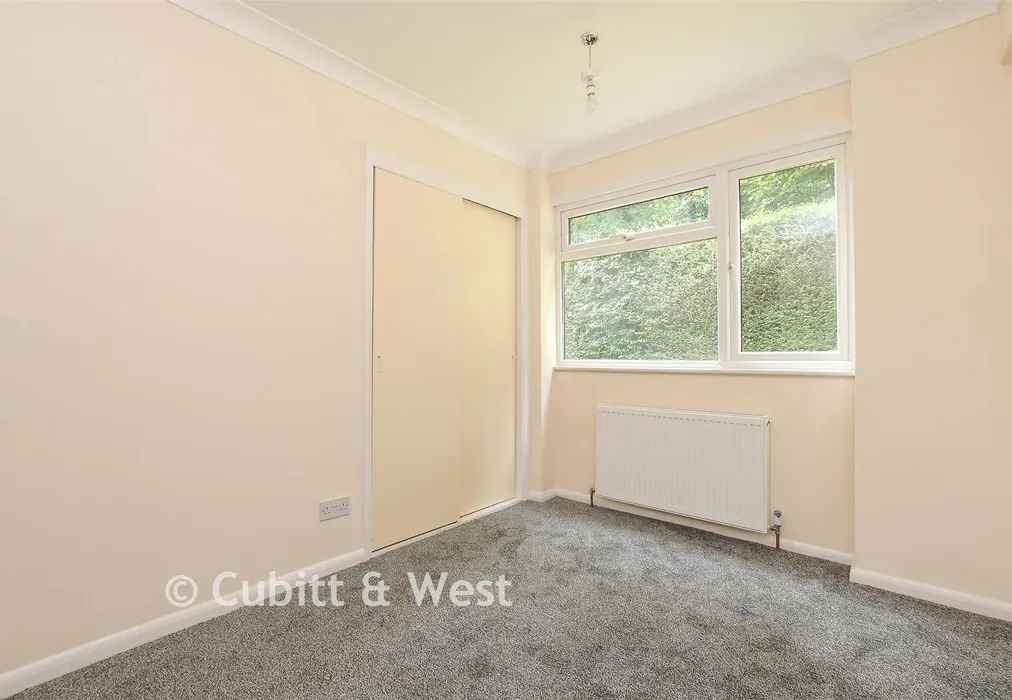 Bedroom 2 - Downswood, Reigate, Surrey - Wards of Kent
