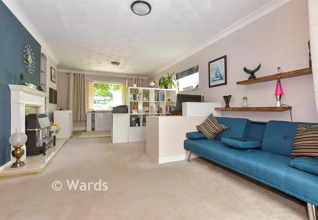 Lounge - The Drove, Chestfield, Whitstable, Kent - Wards of Kent
