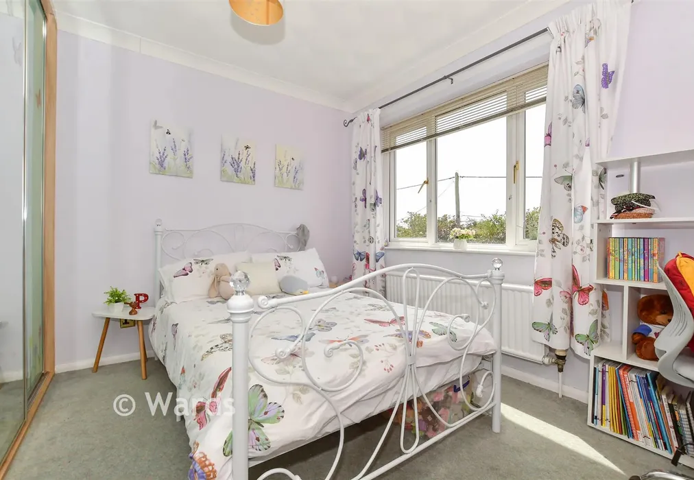 Bedroom 3 - The Drove, Chestfield, Whitstable, Kent - Wards of Kent