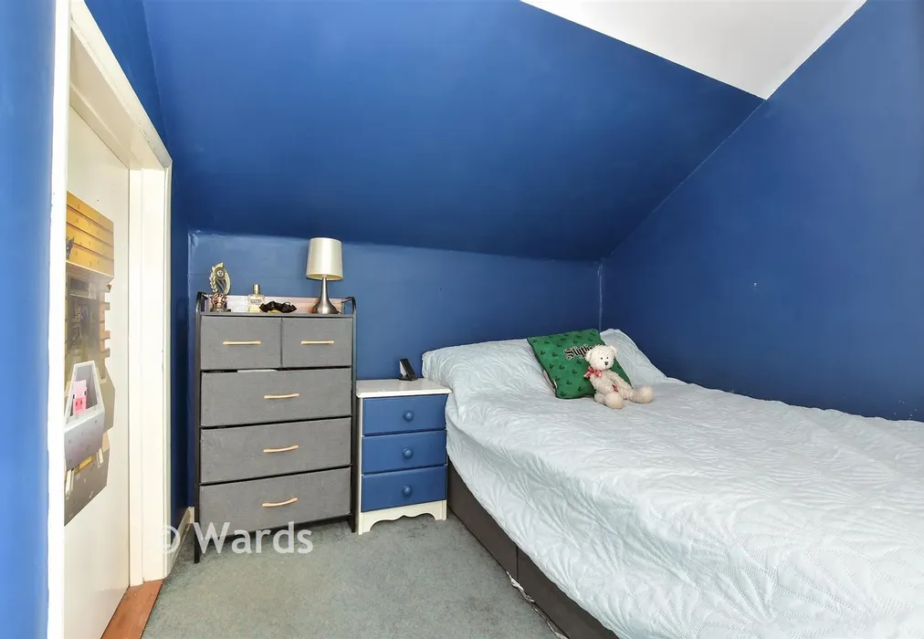 Bedroom 2 - The Drove, Chestfield, Whitstable, Kent - Wards of Kent