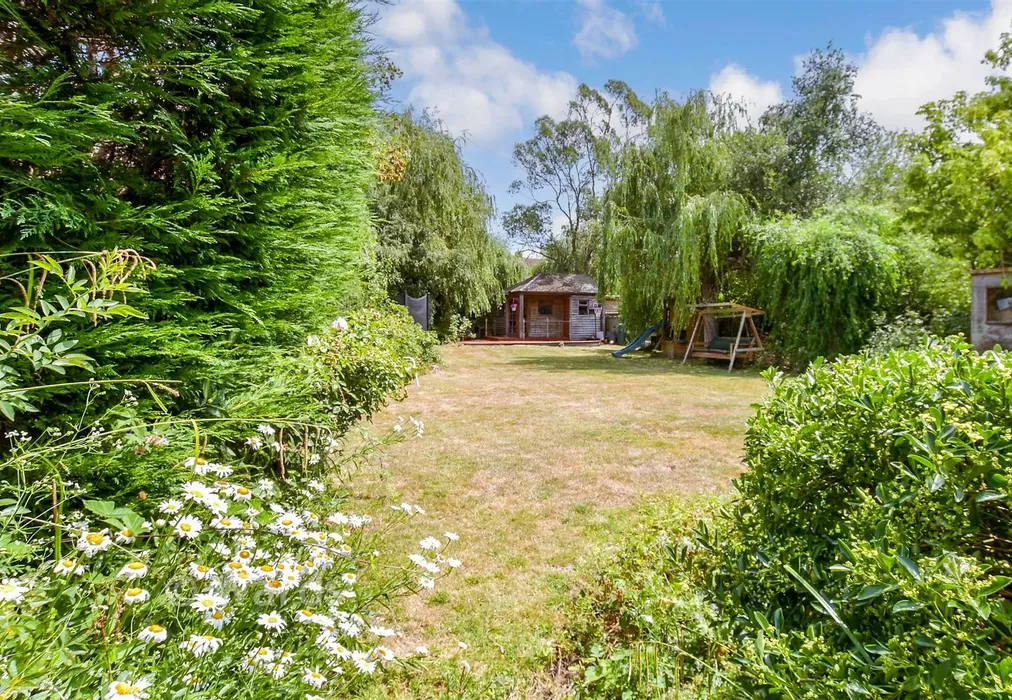 External Lifestyle Photograph - The Drove, Chestfield, Whitstable, Kent - Wards of Kent