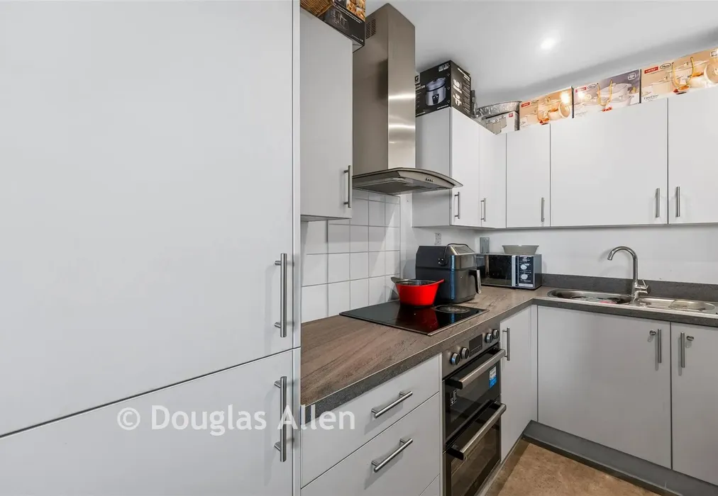 Kitchen - Linton Road, Barking, London - Wards of Kent