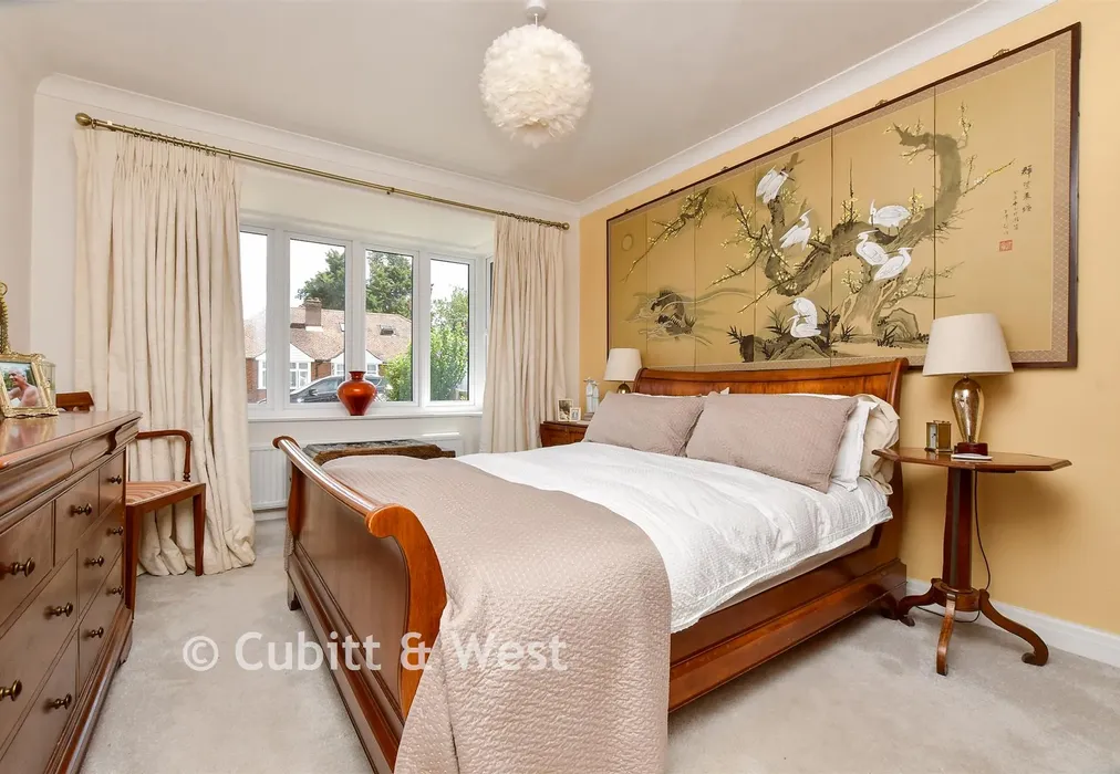 Bedroom 1 - Orchard Close, Fetcham, Leatherhead, Surrey - Wards of Kent
