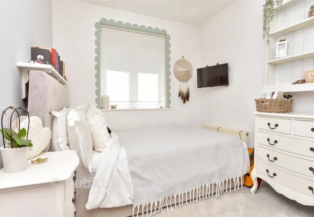 Bedroom 3 - Orchard Close, Fetcham, Leatherhead, Surrey - Wards of Kent