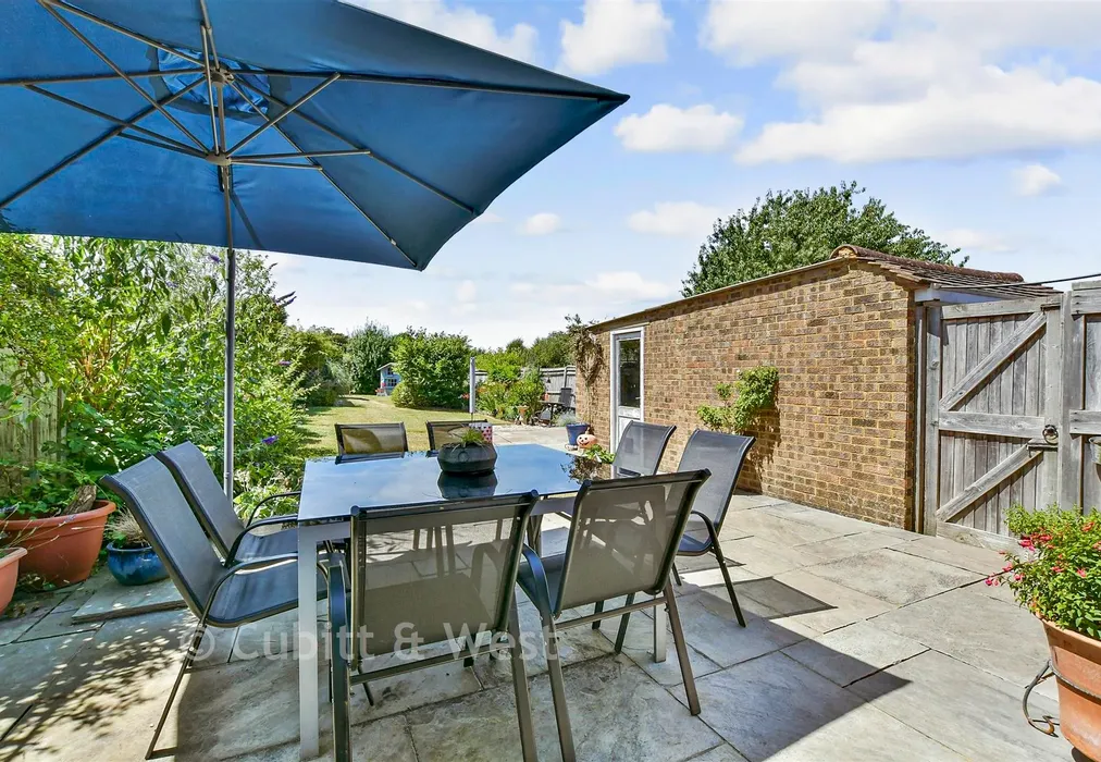 Patio / Decking - Orchard Close, Fetcham, Leatherhead, Surrey - Wards of Kent
