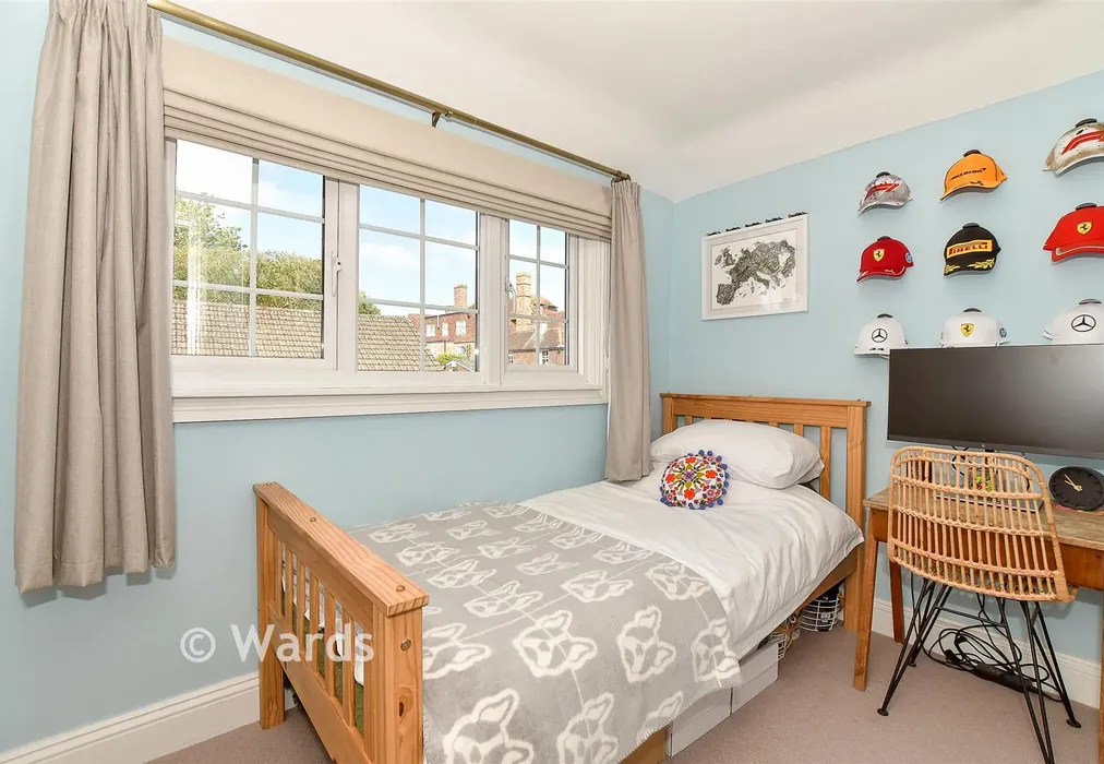 Bedroom 2 - Crane Lane, Cranbrook, Kent - Wards of Kent
