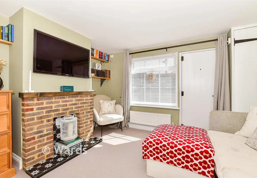 Lounge - Crane Lane, Cranbrook, Kent - Wards of Kent