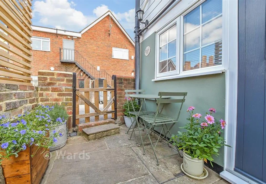 Patio / Decking - Crane Lane, Cranbrook, Kent - Wards of Kent