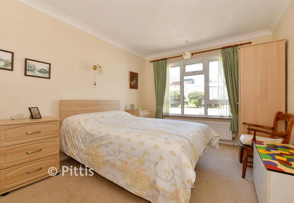 Bedroom 1 - Carpenter Close, Sandown, Isle of Wight - Wards of Kent