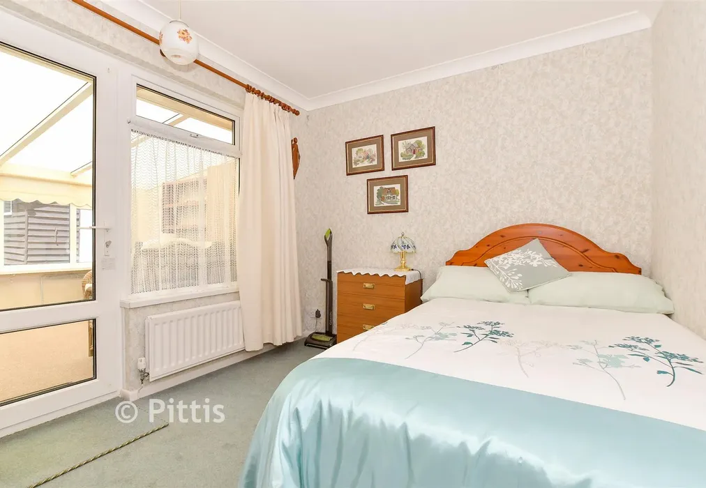 Bedroom 2 - Carpenter Close, Sandown, Isle of Wight - Wards of Kent