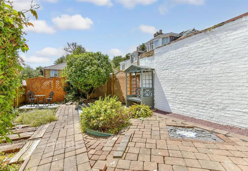 Rear Garden - Grange Road, Shanklin, Isle of Wight - Wards of Kent