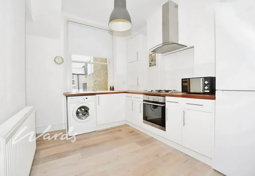 Kitchen - Central Parade Herne Bay CT6 - Wards of Kent