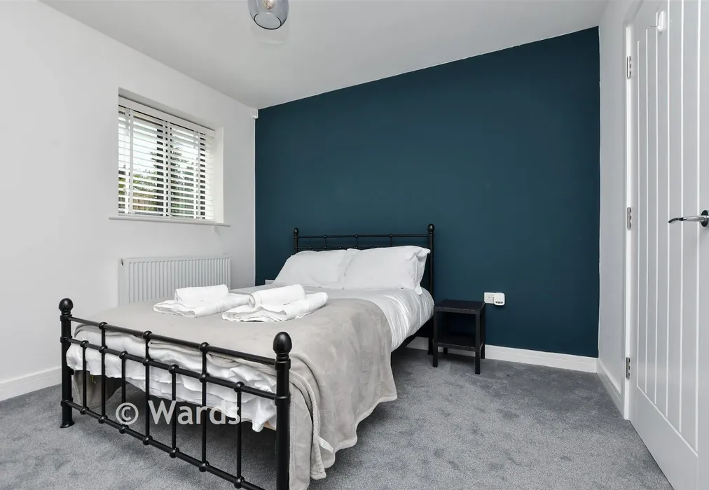 Bedroom 1 - Brockenhurst Road, Ramsgate, Kent - Wards of Kent