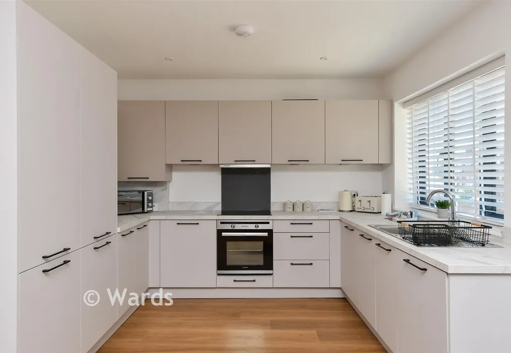 Kitchen - Brockenhurst Road, Ramsgate, Kent - Wards of Kent