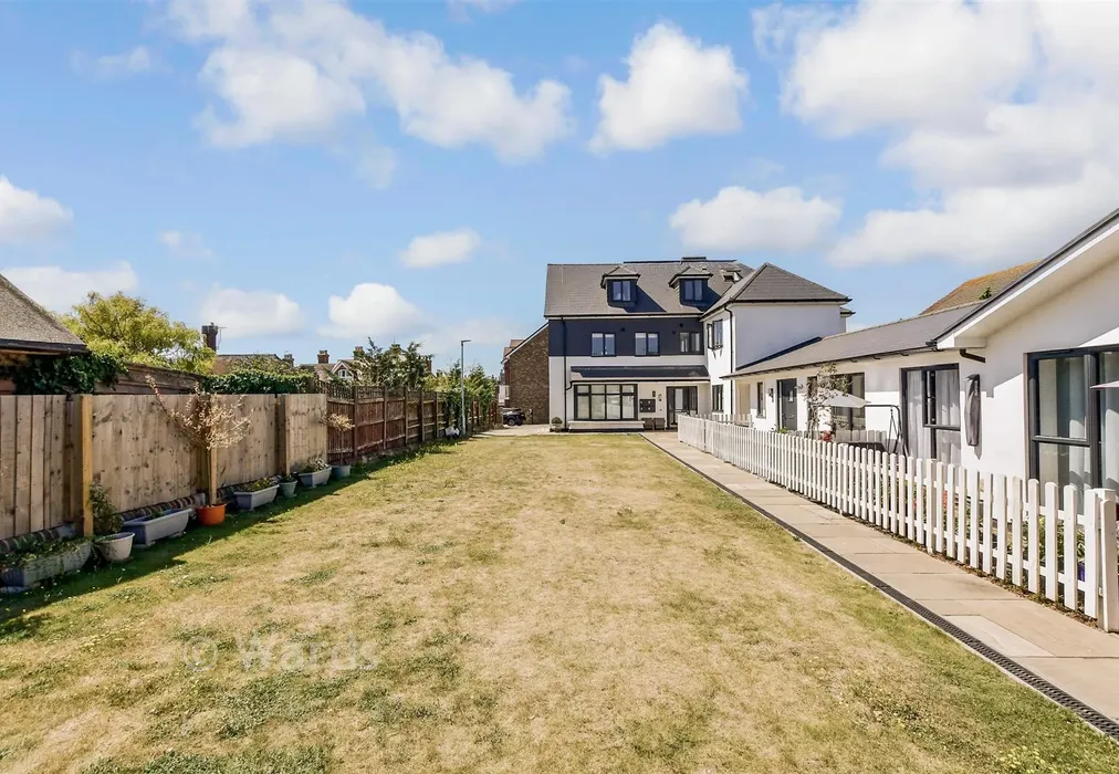 Communal Gardens - Brockenhurst Road, Ramsgate, Kent - Wards of Kent
