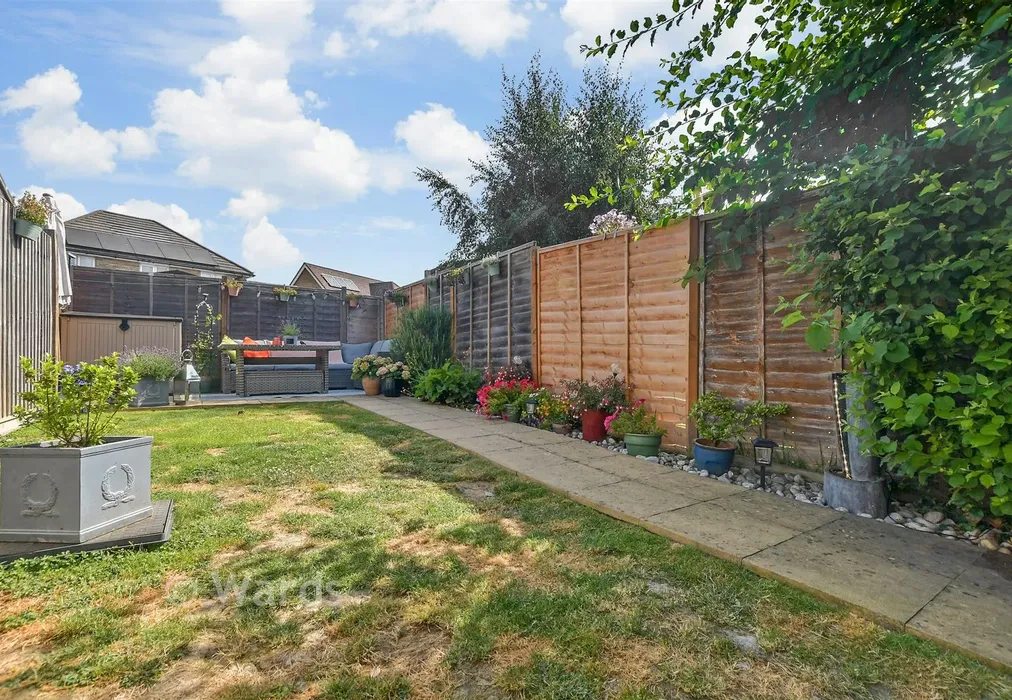 Rear Garden - Colemans Close, Ashford, Kent - Wards of Kent