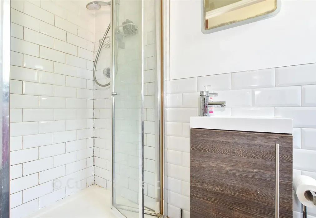 En-Suite Shower Room - Ashurst Drive, Worth, Crawley, West Sussex - Wards of Kent