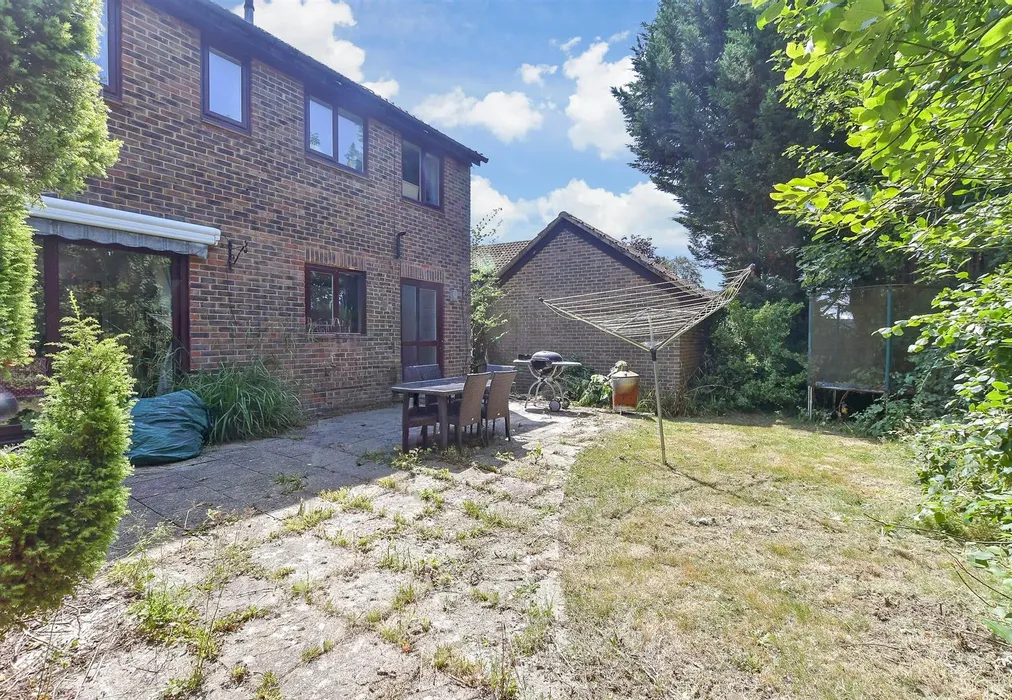 Rear Garden - Ashurst Drive, Worth, Crawley, West Sussex - Wards of Kent