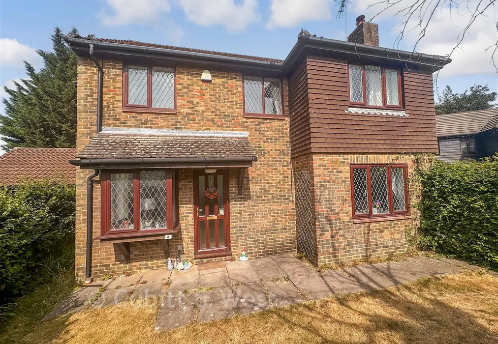 External Web - Ashurst Drive, Worth, Crawley, West Sussex - Wards of Kent