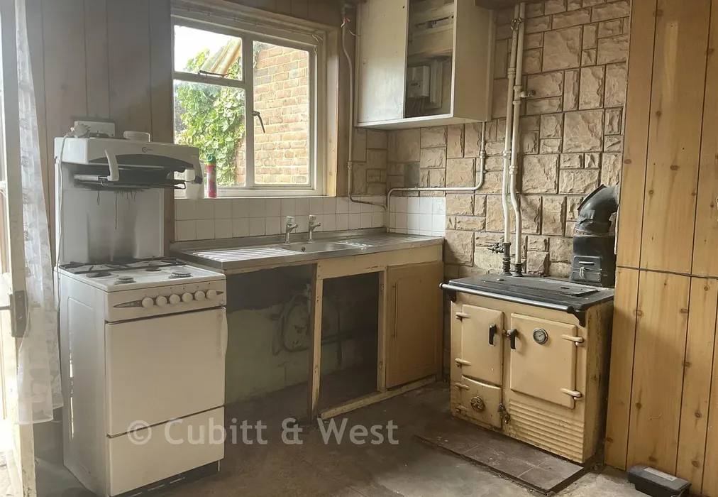 Kitchen - Townfield, Kirdford, Billingshurst, West Sussex - Wards of Kent