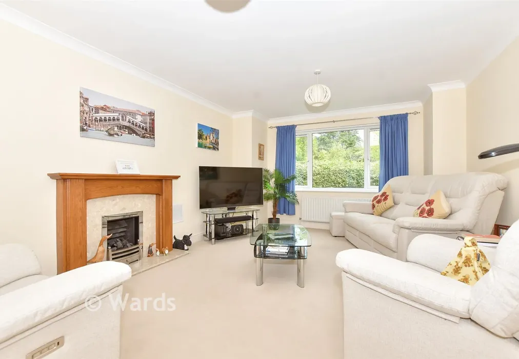 Lounge - Burmarsh Road, Hythe, Kent - Wards of Kent