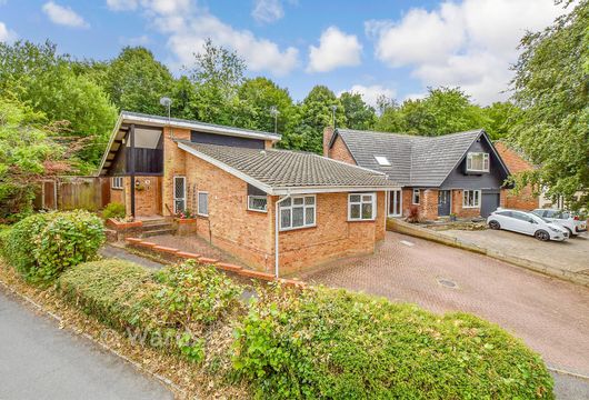 Fernbank Close, Walderslade, Chatham, Kent - Wards of Kent