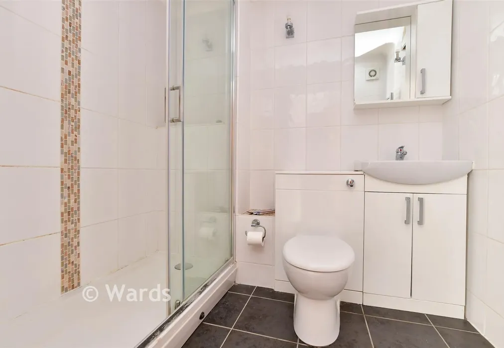 Shower Room - Wellington Crescent, Ramsgate, Kent - Wards of Kent