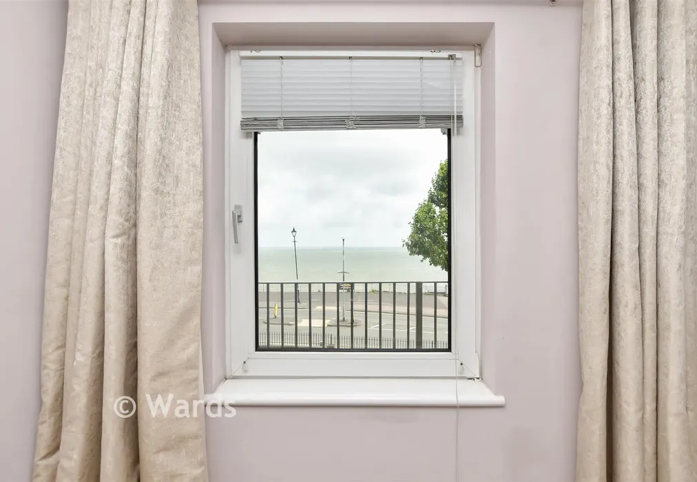 Internal Lifestyle Photograph - Wellington Crescent, Ramsgate, Kent - Wards of Kent