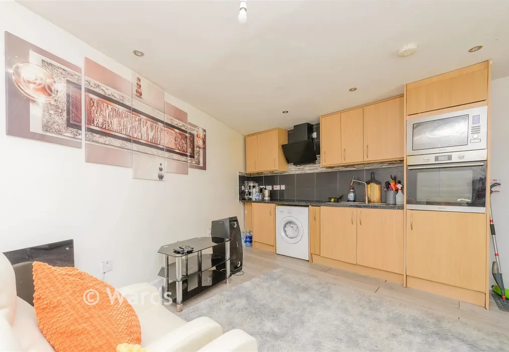 Kitchen/Diner - The Crescent, Greenhithe, Kent - Wards of Kent