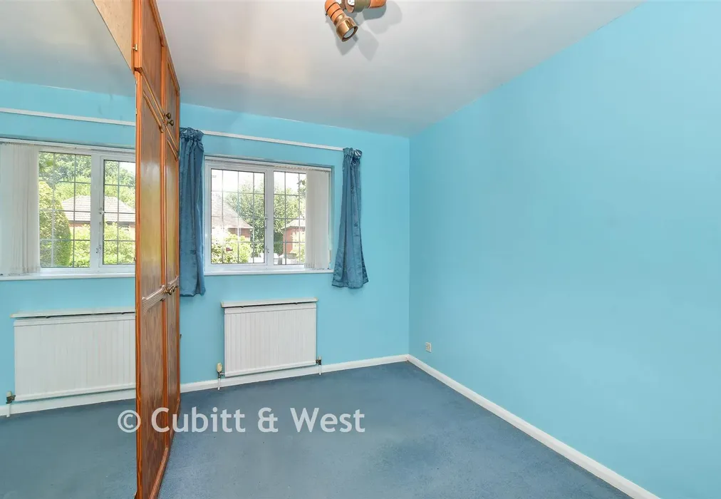 Bedroom 3 - Newlands Road, Crawley, West Sussex - Wards of Kent