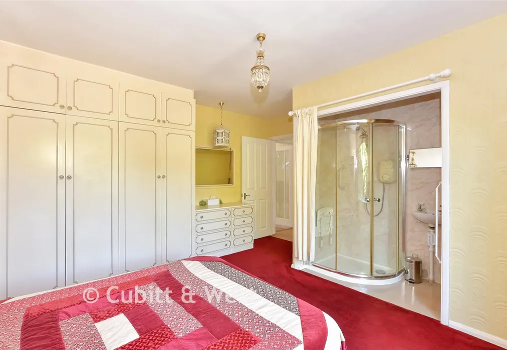 Bedroom 1 - Newlands Road, Crawley, West Sussex - Wards of Kent