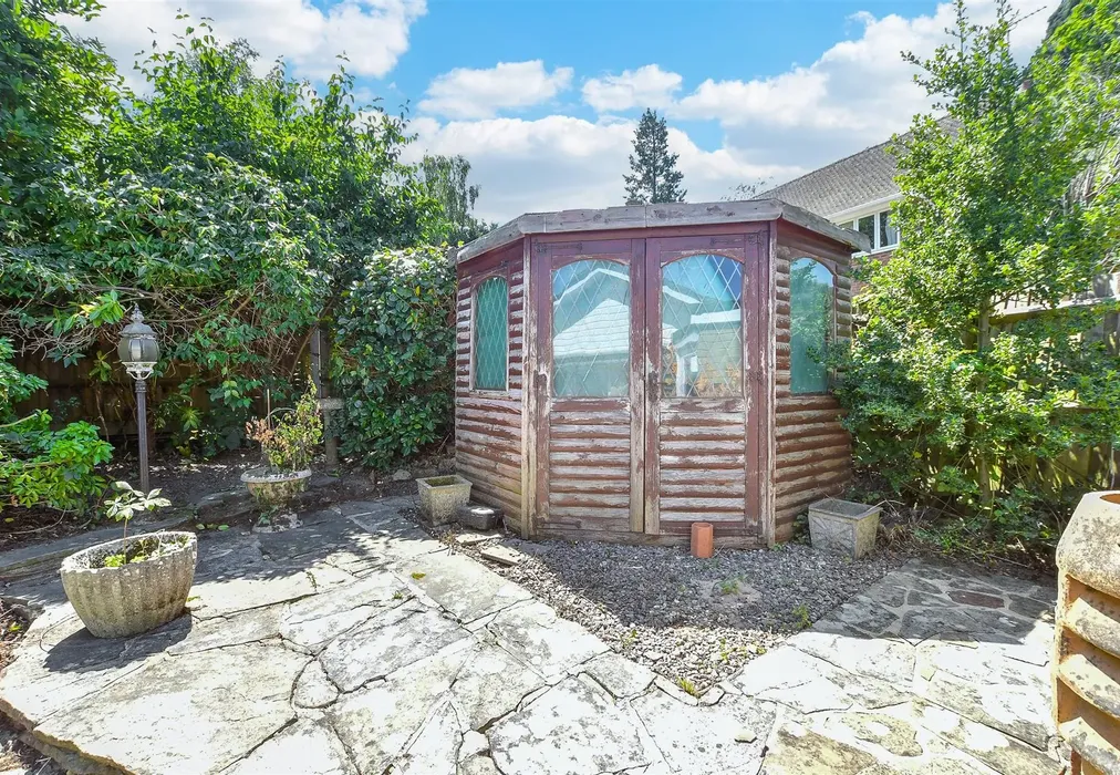 Rear Garden - Newlands Road, Crawley, West Sussex - Wards of Kent