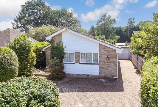 Newlands Road, Crawley, West Sussex - Wards of Kent